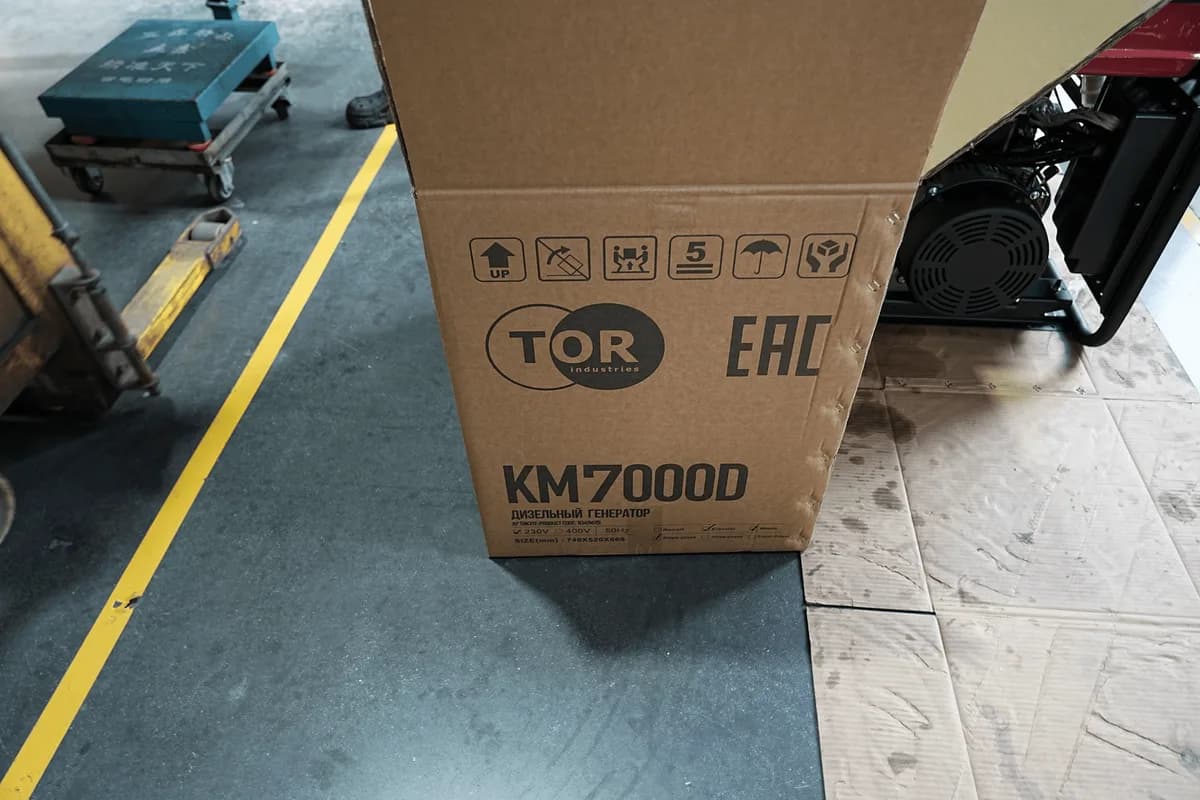 Генератор дизельный 7,0 кВт 220В с электростартером и колесами TOR KM7000D — фото 3